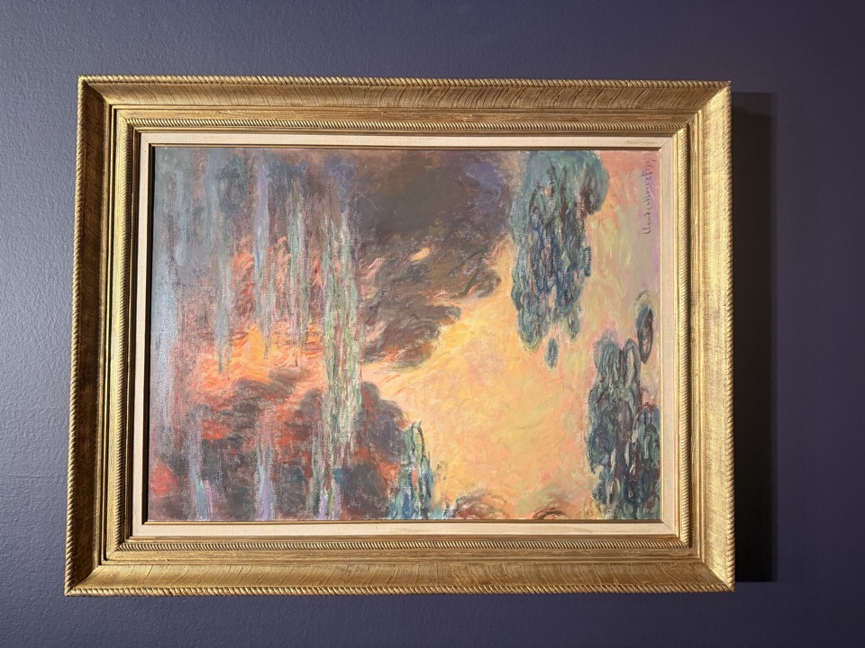 Water Lilies, 1907. A pond with no face, no story, and no name, outstaring every portrait in the building.